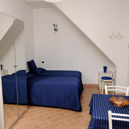 Guest House Dimora Fiorita Serracapriola Стая снимка