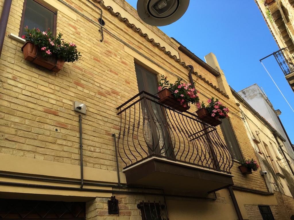 Guest House Dimora Fiorita Serracapriola Екстериор снимка