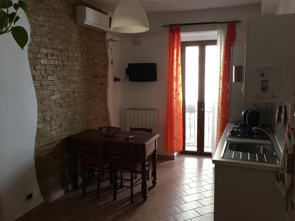 Guest House Dimora Fiorita Serracapriola Екстериор снимка